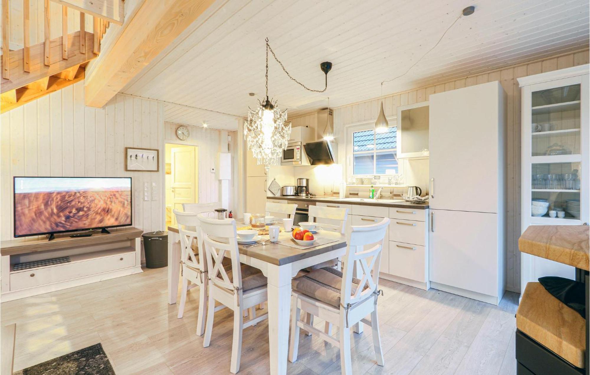 2 Bedroom Stunning Home In Zerpenschleuse Exterior foto
